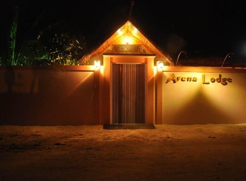 Arena Lodge Sky Maafushi Exteriör bild